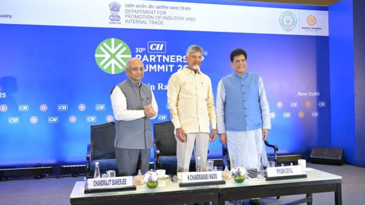 పెట్టుబడుల్లో అమరావతి టాప్