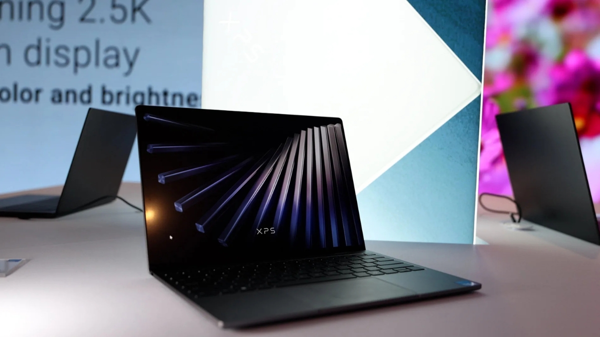 Dell XPS 13: తక్కువ ధరకే లగ్జరీ ఫీచర్లతో సరికొత్త డెల్ ల్యాప్‌టాప్... 17 గంటల బ్యాటరీ లైఫ్ తో... లగ్జరీ లుక్ ల్యాప్‌టాప్ సొంతం!